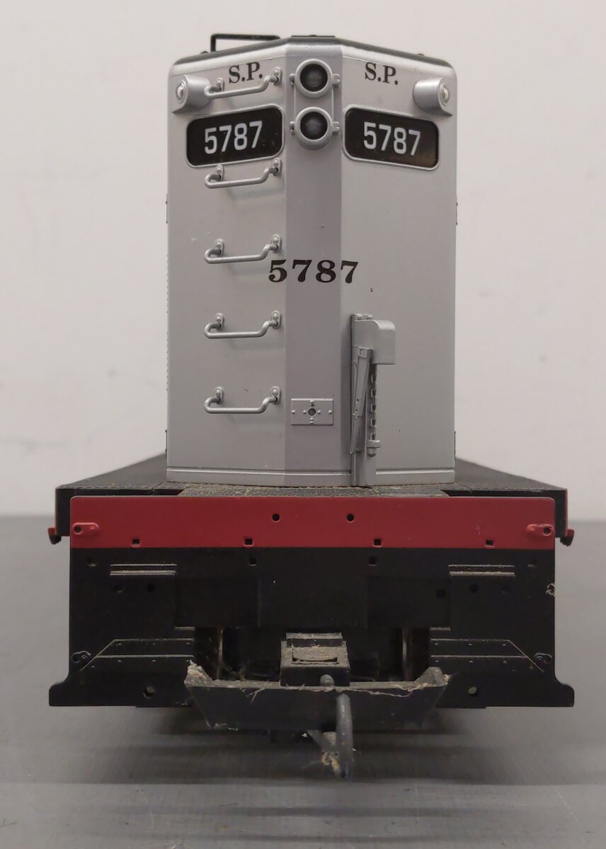 USA Trains 22217 G Southern Pacific GP-9 Diesel Locomotive #5787 EX