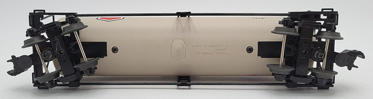 Lionel 6-17901 O Gauge Chevron Uni-body Tank Car EX