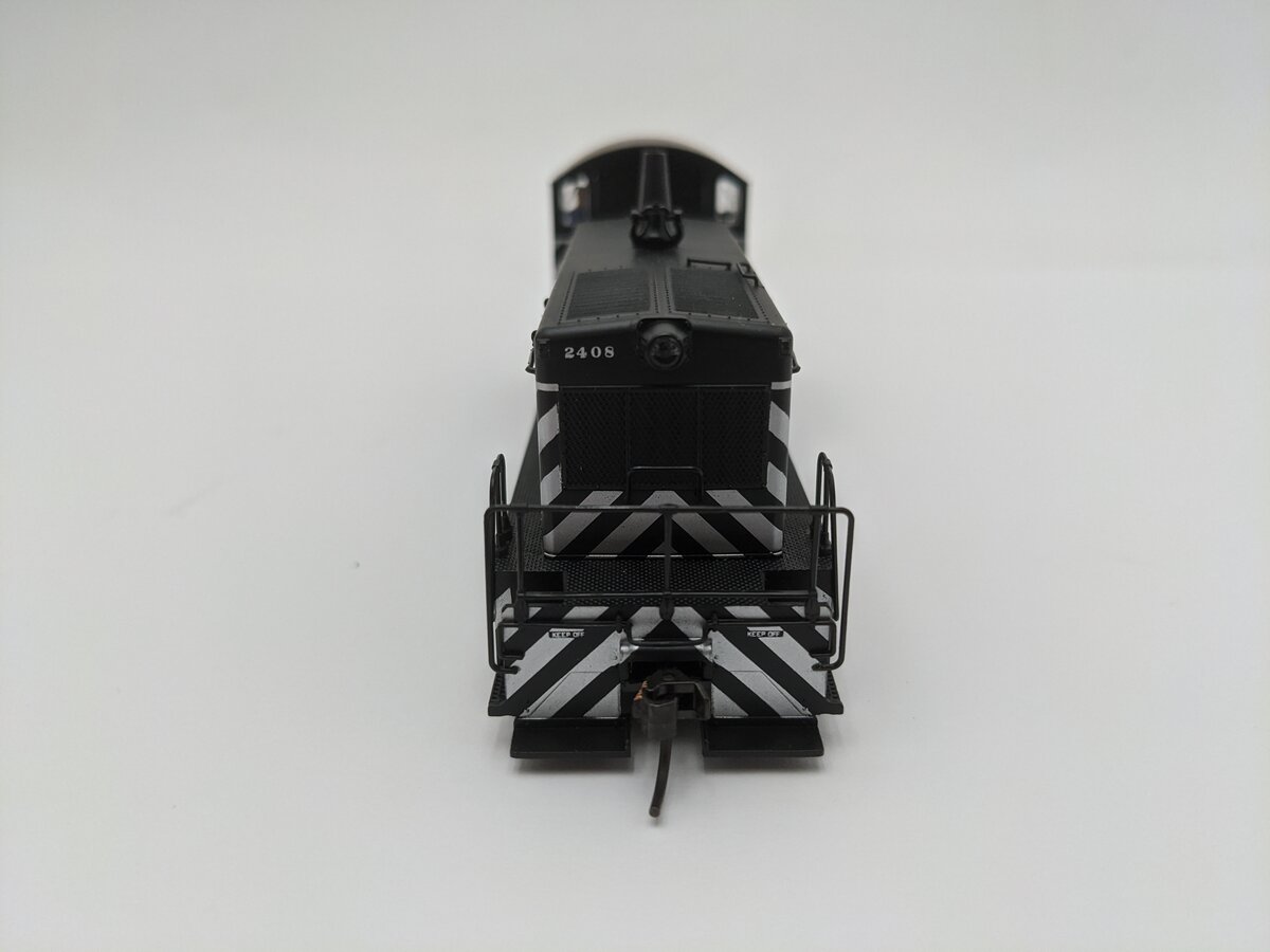 Broadway Limited 2621 HO Santa Fe EMD NW2 Paragon2 w/DCC #2408 EX/Box
