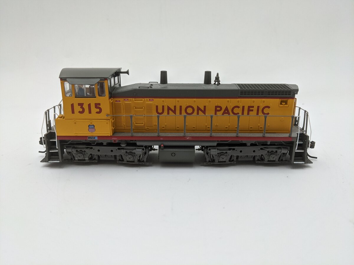 Broadway Limited 3326 HO Union Pacific EMD SW1500 Paragon2™ #1315 EX/Box