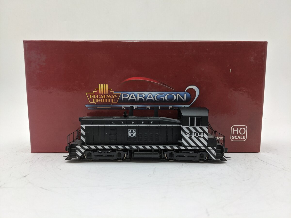 Broadway Limited 2620 HO SF EMD NW2 Diesel Loco w/Sound & DCC Paragon2™ #2404 EX/Box