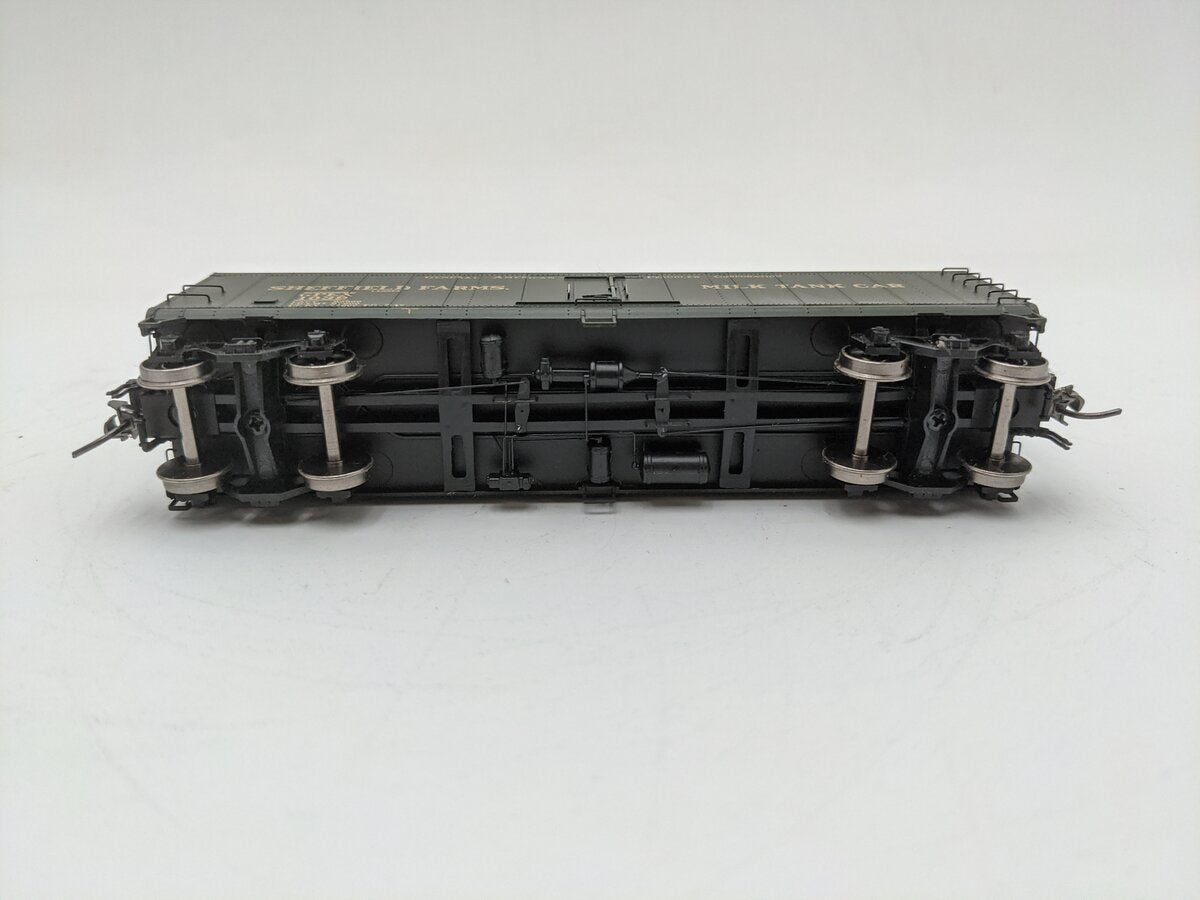 InterMountain 48204-07 HO Scale GPEX Sheffield Farms Milk Car #1039 EX/Box