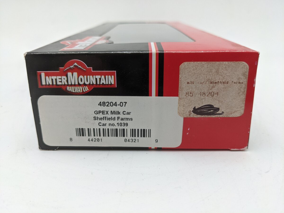 InterMountain 48204-07 HO Scale GPEX Sheffield Farms Milk Car #1039 EX/Box