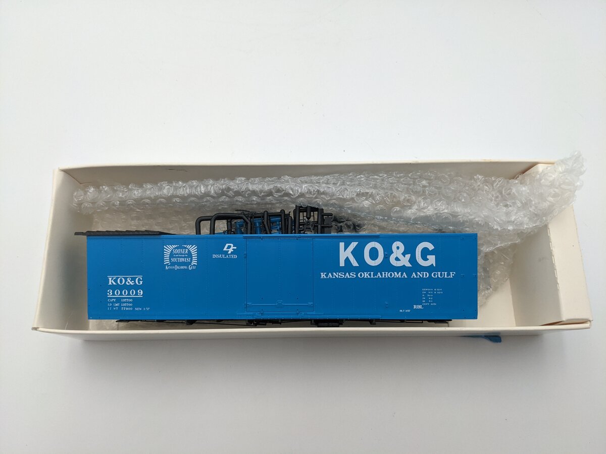 Branchline Trains 1704 HO Kansas, Oklahoma & Gulf 50' Plug Door Boxcar #30009 LN/Box