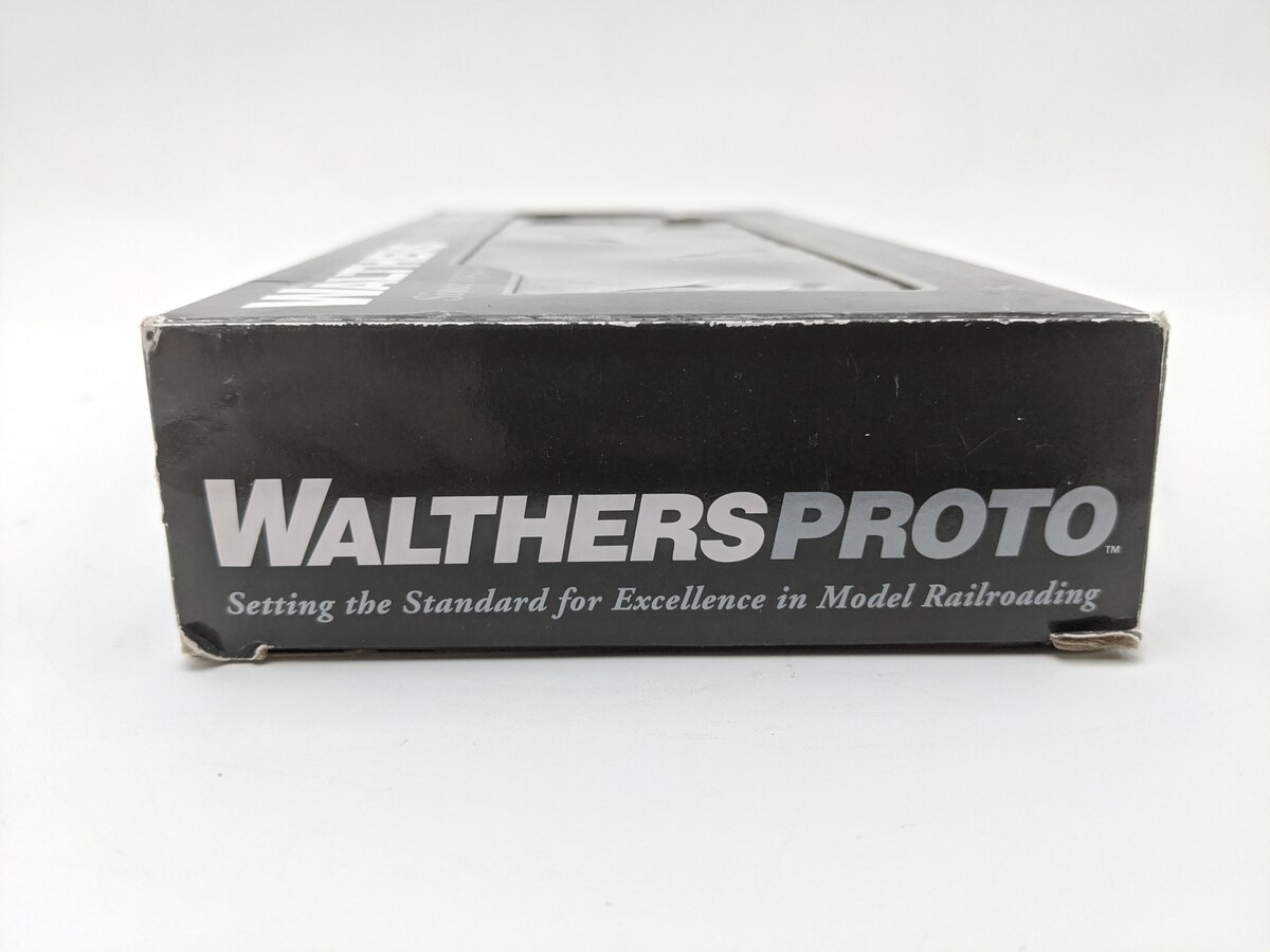 Walthers 920-100520 HO White Eagle Oil Type 21 ACF 10K Gallon Tank Car RTR #627 EX/Box