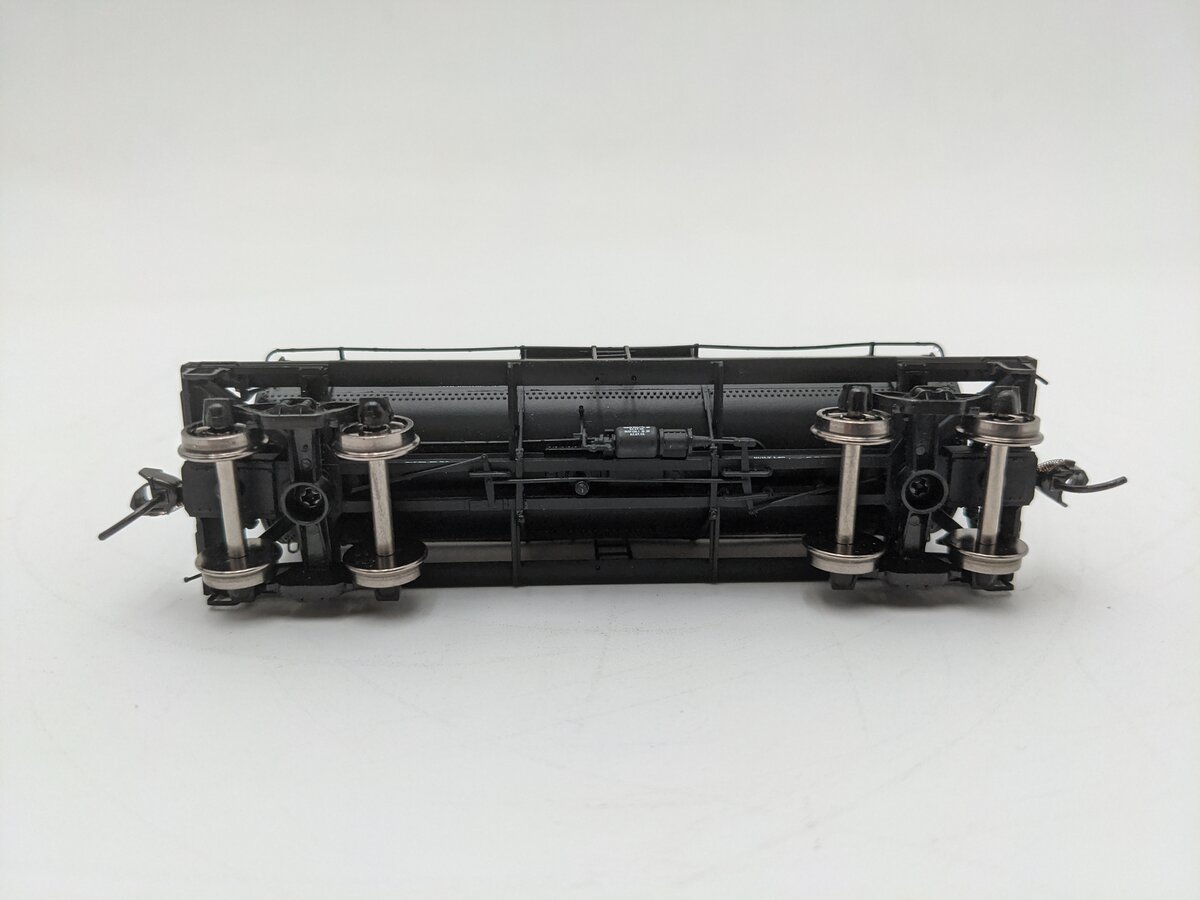 Walthers 920-100520 HO White Eagle Oil Type 21 ACF 10K Gallon Tank Car RTR #627 EX/Box