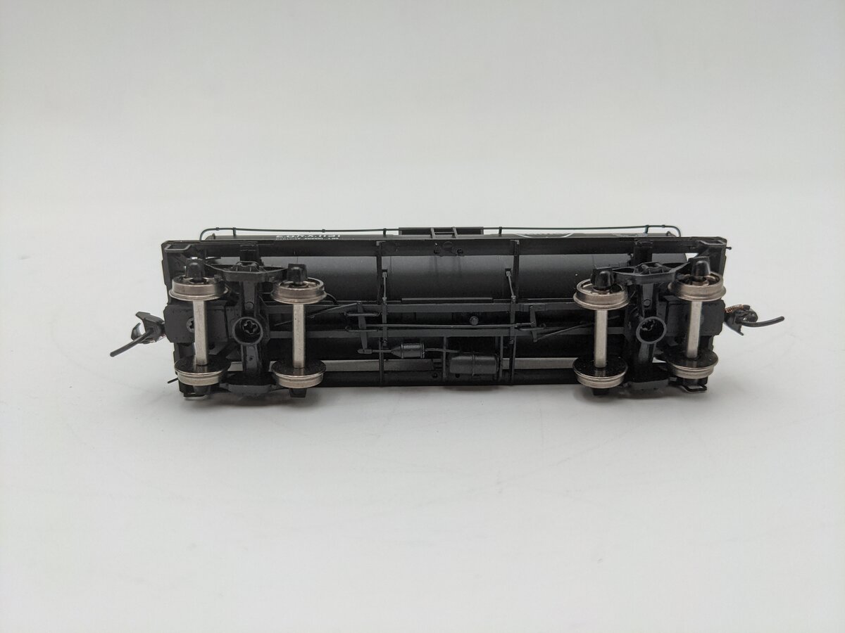 Walthers 920-100401 HO Cities Service EORX 32'6 21 ACF 10000G Insulated Tank Car EX/Box