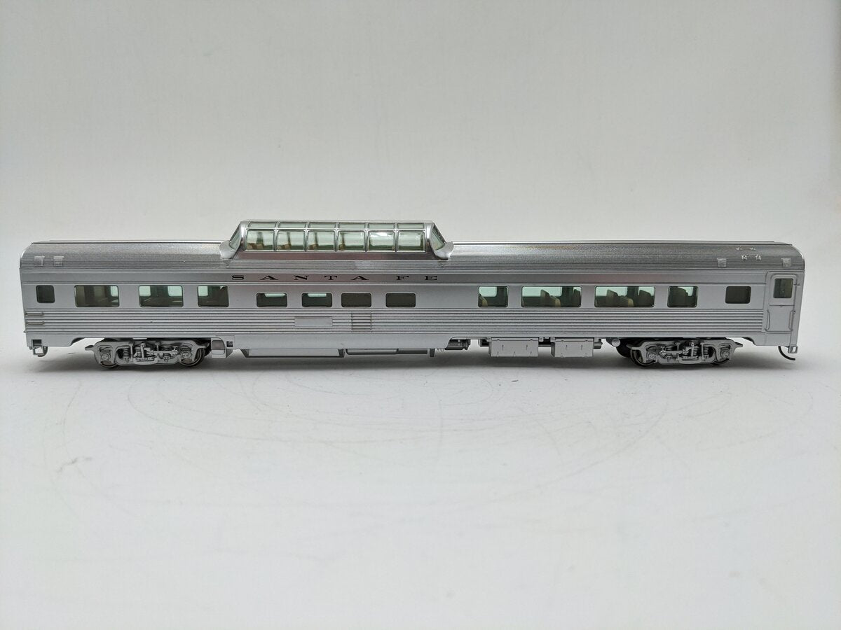 Walthers 920-14022 HO Scale Santa Fe 85' Budd Dome Coach Lighted EX/Box