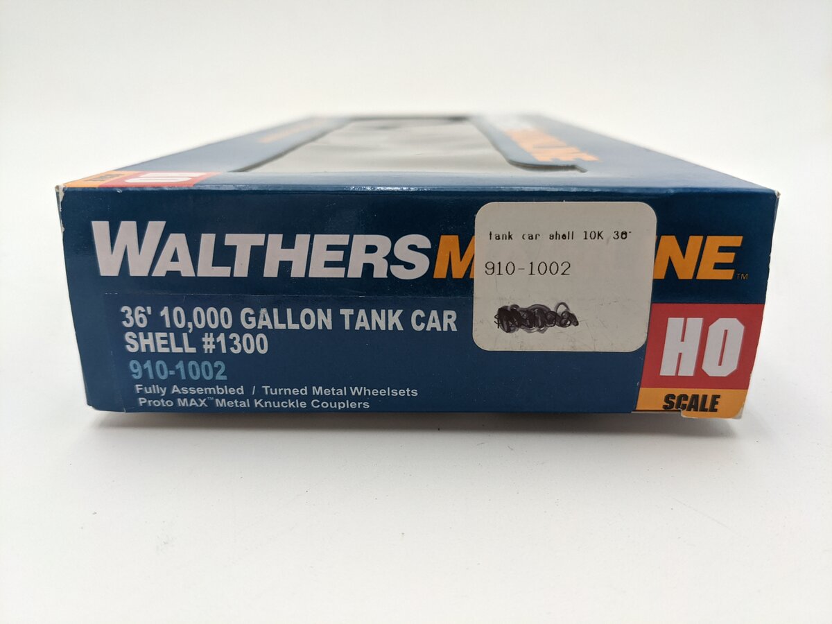 Walthers 910-1002 HO Shell 36' 10,000 Gallon Tank Car #1300 EX/Box
