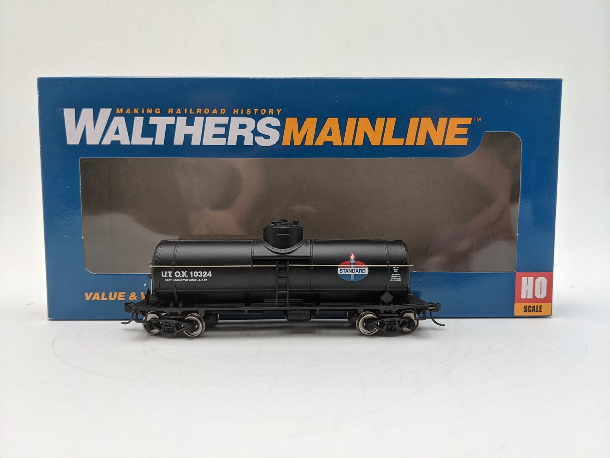 Walthers 910-1003 HO Standard Oil 36' 10,000 Gallon Tank Car #10324 EX/Box