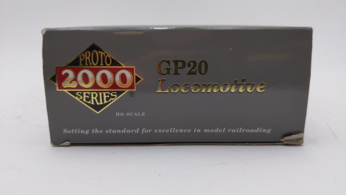 Proto 2000 920-41550 HO Scale ATSF GP20 Diesel Locomotive w/DCC/Sound #1132 EX/Box
