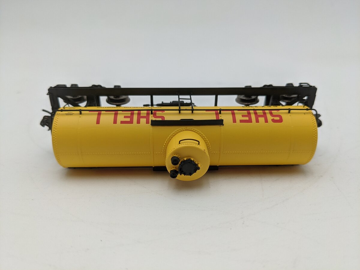 Walthers 920-100309 HO Scale Shell 32' ACF 8,000 Gallon Insulated Tank Car #2303 EX/Box