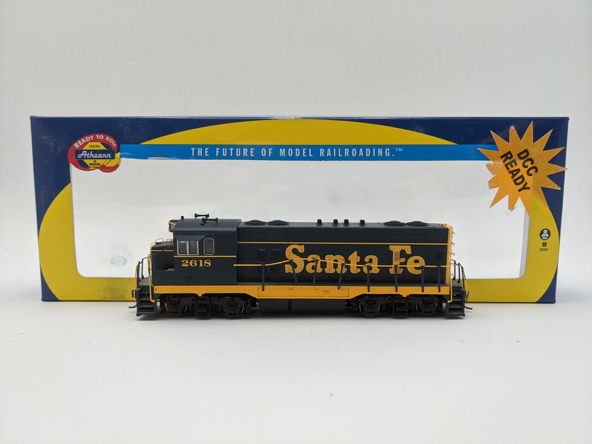 Athearn ATH89932 HO Atchison Topeka Santa Fe CF7 Round Cab #2618 EX/Box