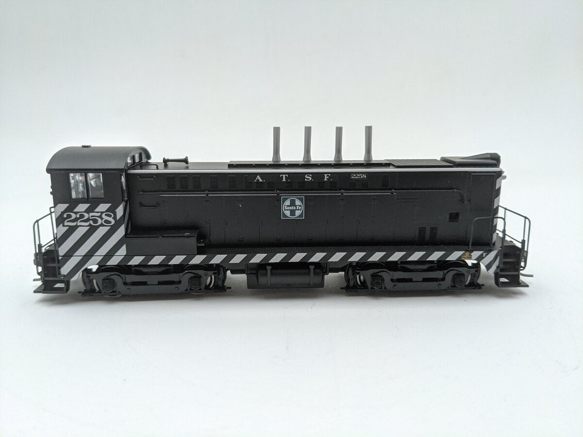 Bowser 24211 HO Atchison, Topeka & Santa Fe Baldwin VO-1000 #2258 EX/Box