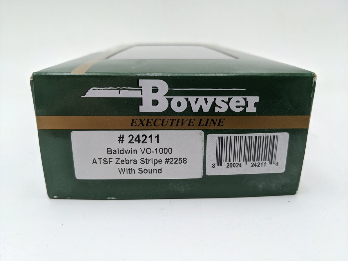 Bowser 24211 HO Atchison, Topeka & Santa Fe Baldwin VO-1000 #2258 EX/Box