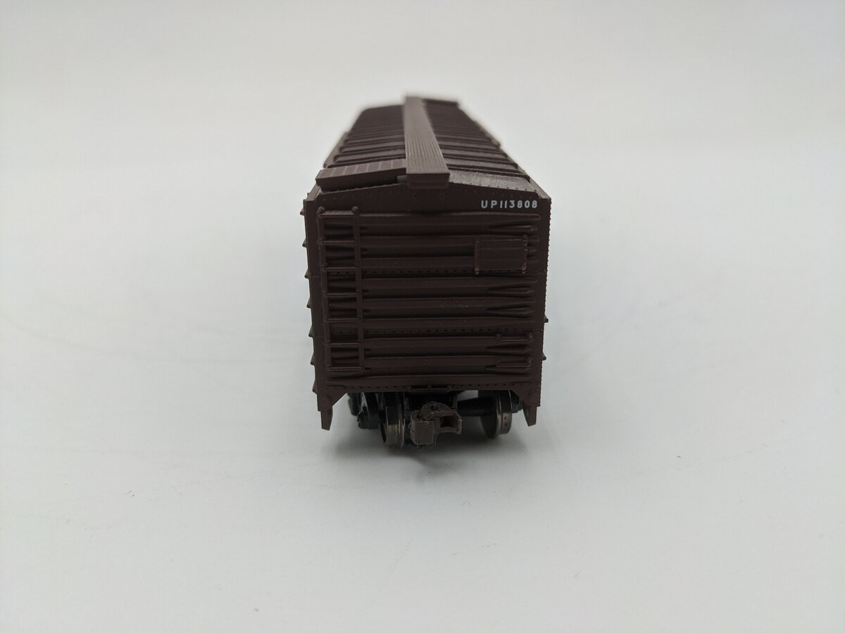 Walthers 931-1756 HO Union Pacific 40' Plug-Door Track Cleaning Boxcar #113808 EX/Box