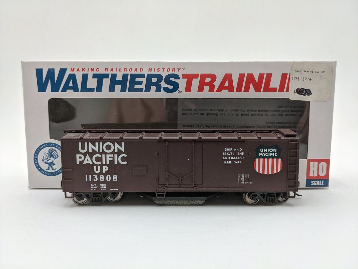 Walthers 931-1756 HO Union Pacific 40' Plug-Door Track Cleaning Boxcar #113808 EX/Box
