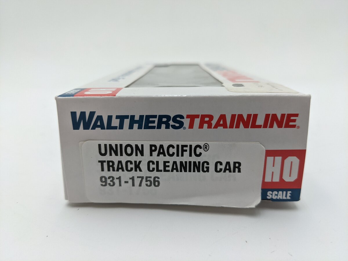 Walthers 931-1756 HO Union Pacific 40' Plug-Door Track Cleaning Boxcar #113808 EX/Box