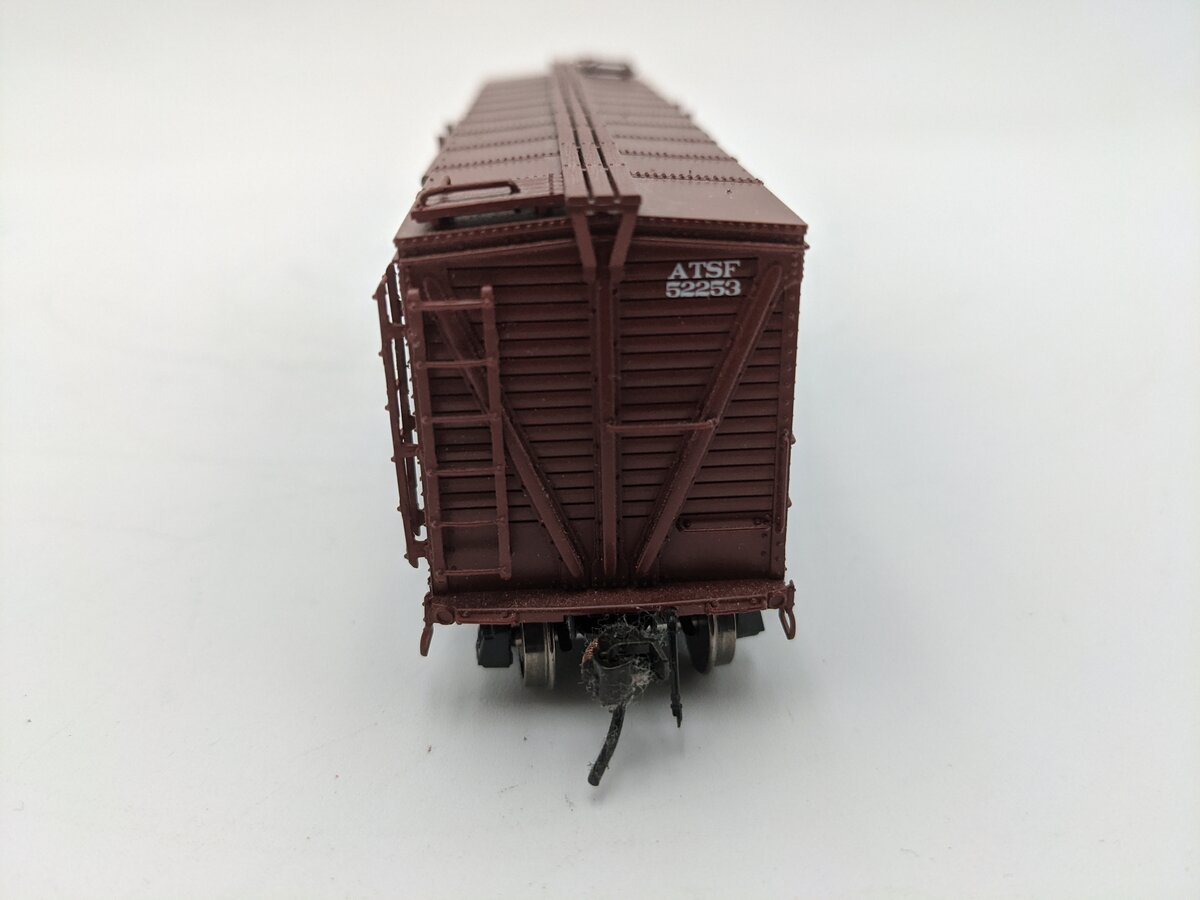 Broadway Limited 4110 HO Scale Atchison, Topeka & Santa Fe PRR K7 Stock Car EX/Box