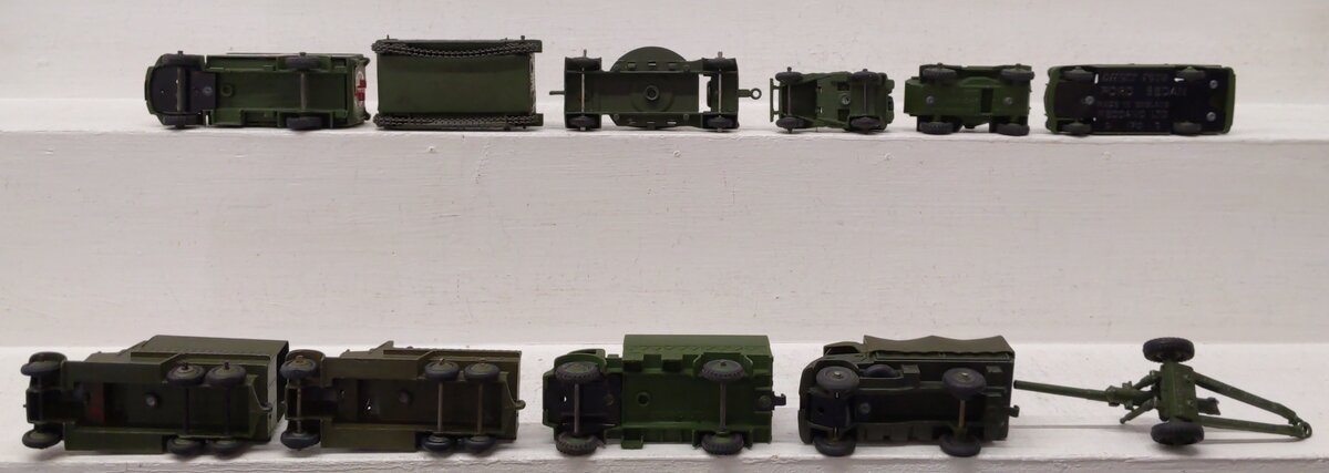 Dinky Toys 1:43 Scale Cast Metal Military Vehicles [11] EX