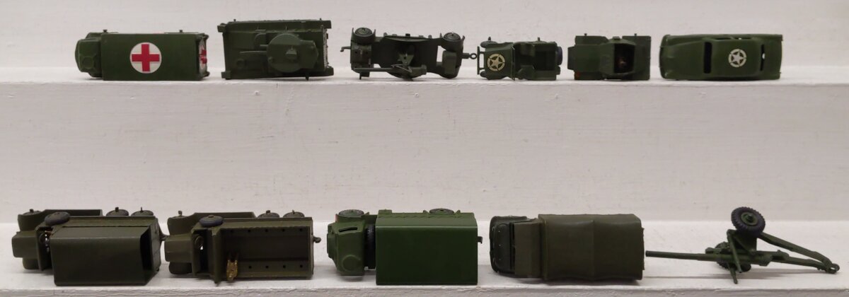 Dinky Toys 1:43 Scale Cast Metal Military Vehicles [11] EX
