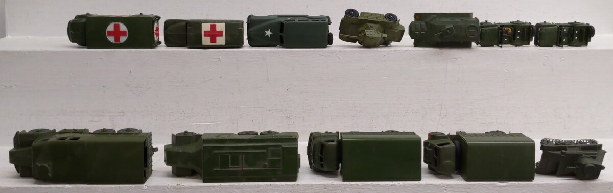 Dinky Toys 1:43 Scale Cast Metal Military Vehicles [12] EX