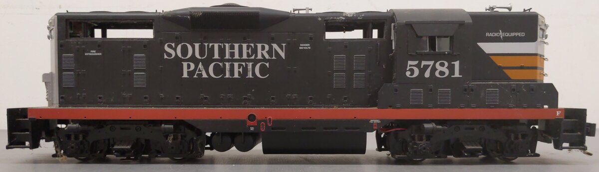USA Trains 22217 G Southern Pacific GP-9 Diesel Locomotive #5781 VG