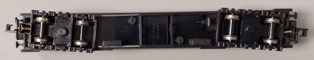 Dapol NC-027A N Scale British Railway Maroon Collett Coach Passenger Car #W7019 LN/Box
