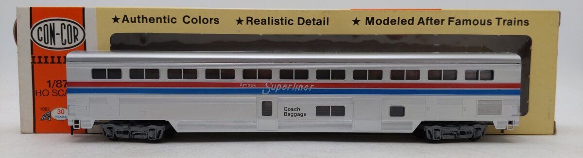 Con-Cor 0001-000821 HO Amtrak Ph II 85' Streamlined Superliner Coach/Baggage Car LN/Box