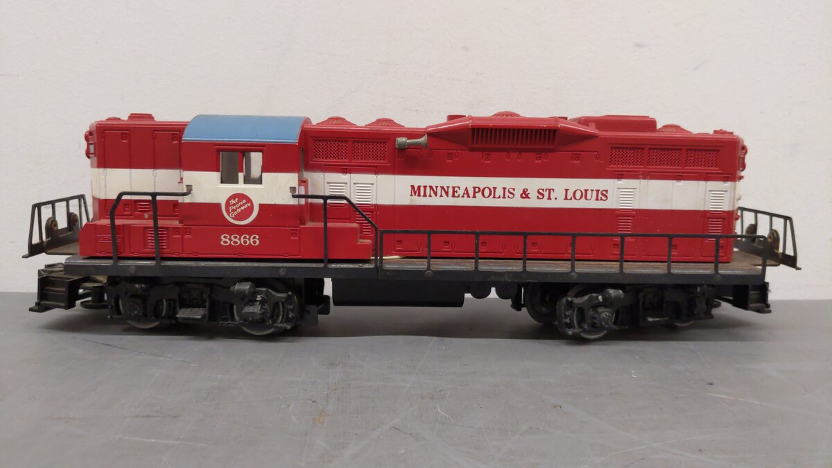 Lionel 6-8866 O Gauge Minneapolis and St. Louis GP-9 Powered Diesel Locomotive VG