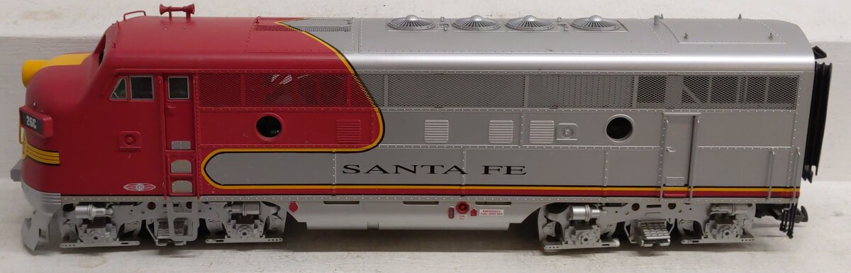 USA Trains 22257 G Scale Santa Fe F-3 A Diesel Locomotive #26C