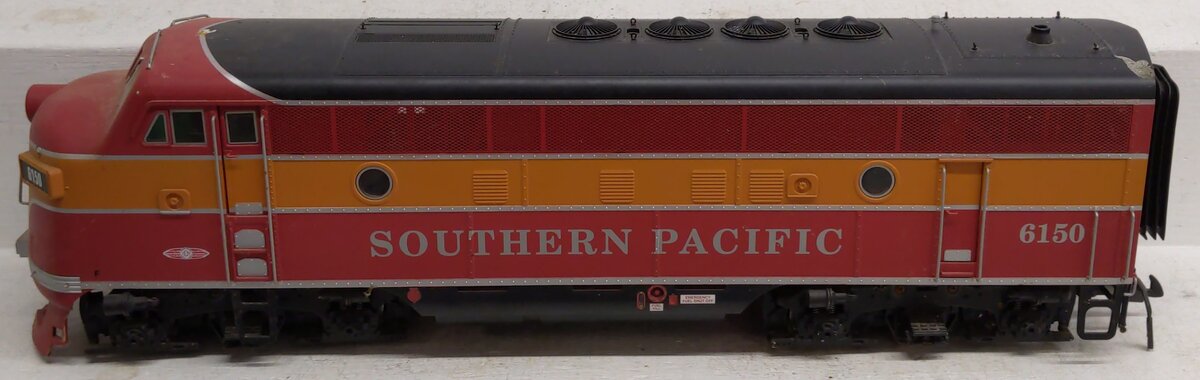 USA Trains R22270 G Scale Southern Pacific EMD F3AB Diesel Locomotive #6150