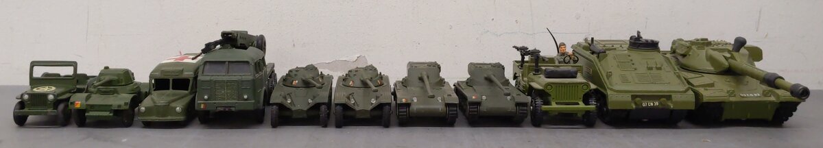Dinky Toys 1:43 Scale Cast Metal Military Vehicles [11] EX
