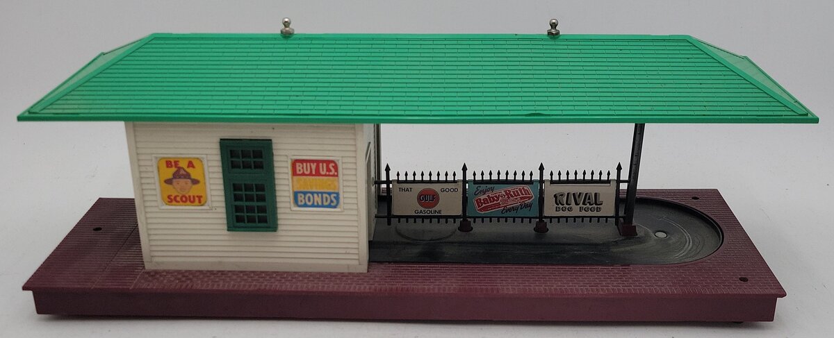 Lionel 356 Vintage O Operating Freight Station-Rare Light Green Roof EX/Box