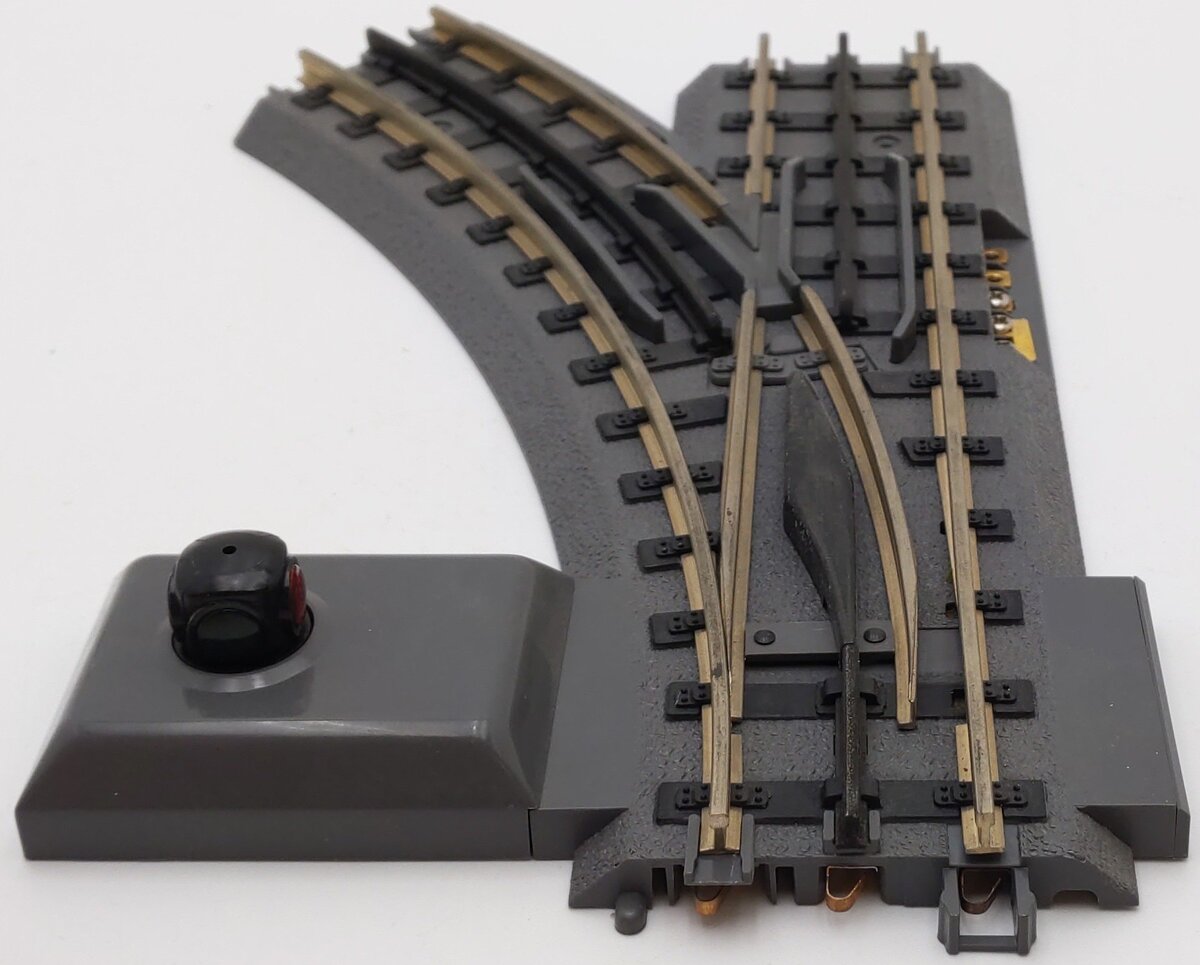 MTH 40-1005 O31 RealTrax Nickel Silver Left Hand Remote Switch Turnout  VG/Box
