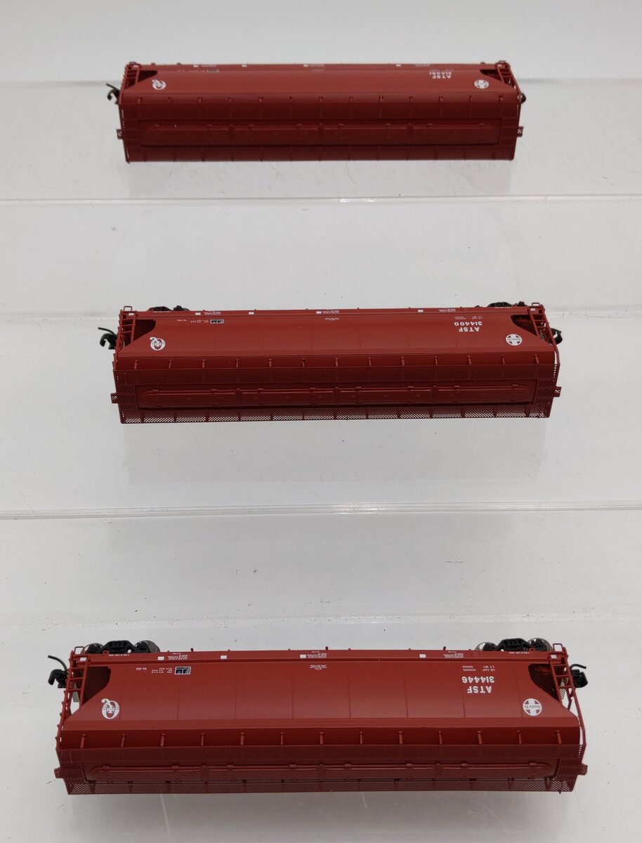 Athearn ATHGN12946 N Scale ATSF Covered Hopper 3 Pack #314400 #314446 #314451 LN/Box