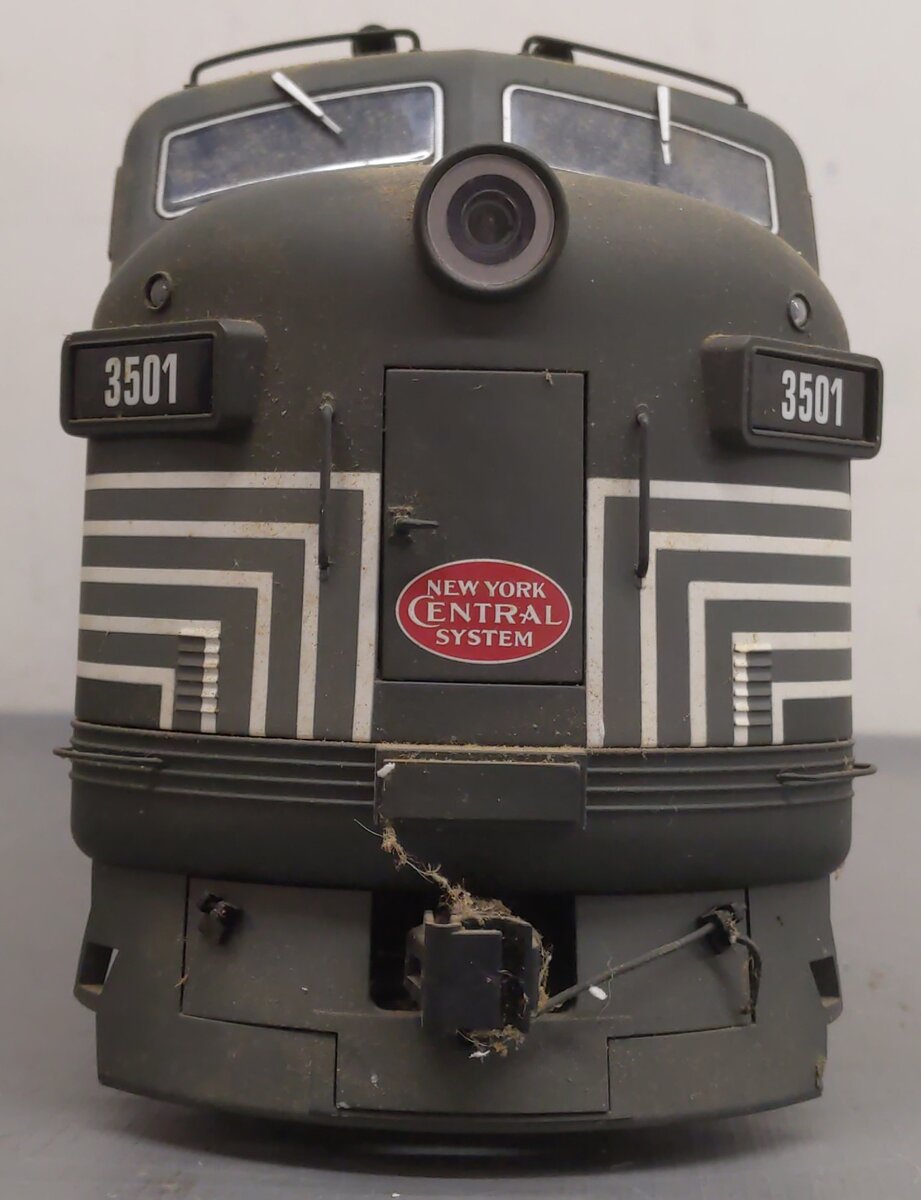 USA Trains 22352 G Scale New York Central EMD F-3A Unit Diesel Locomotive #3501 VG