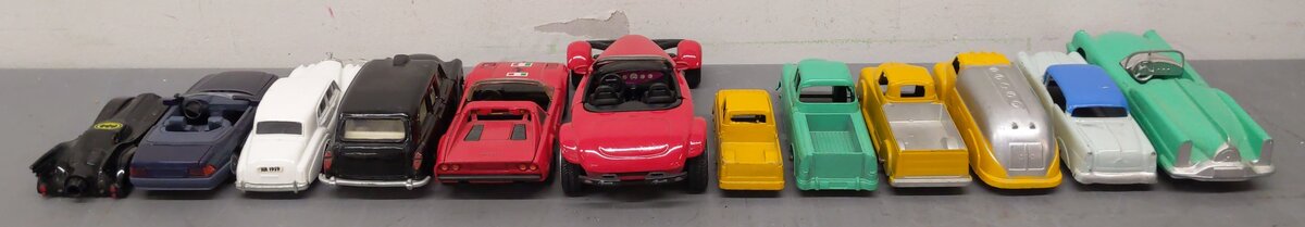 Tootsietoy, ERTL, Corgi & Other Die-Cast Cars [12] EX