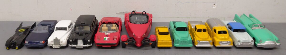 Tootsietoy, ERTL, Corgi & Other Die-Cast Cars [12] EX