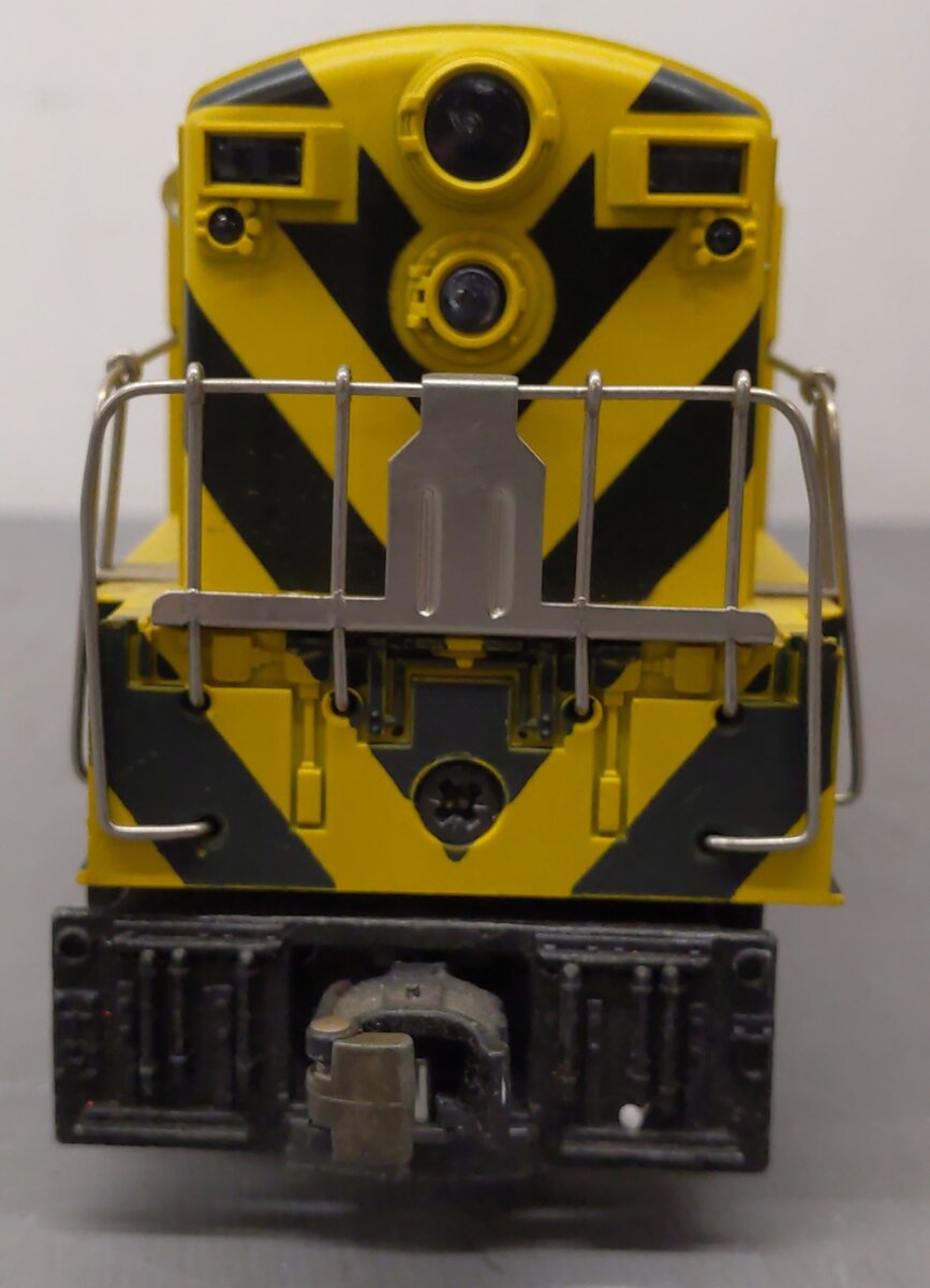 Lionel 6-8056 O Gauge Chicago & Northwestern FM Diesel Locomotive #8056 VG/Box