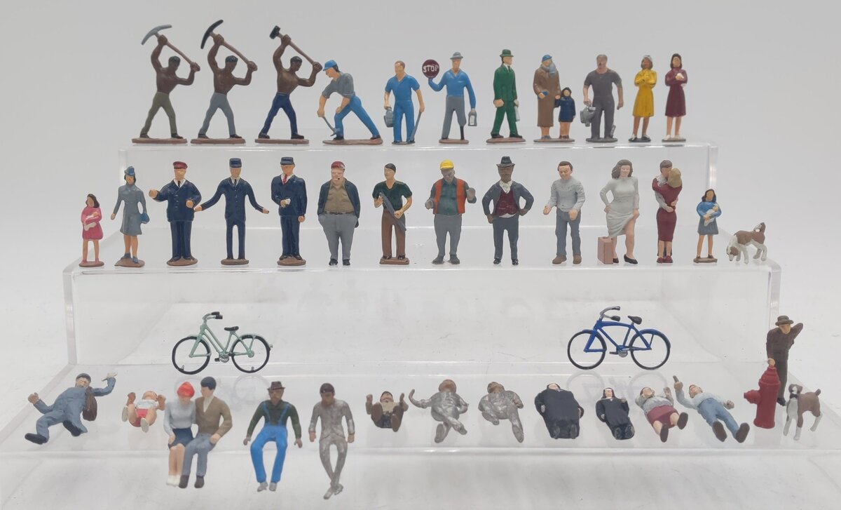 Assorted O Scale Metal & Ceramic Figures [42] EX