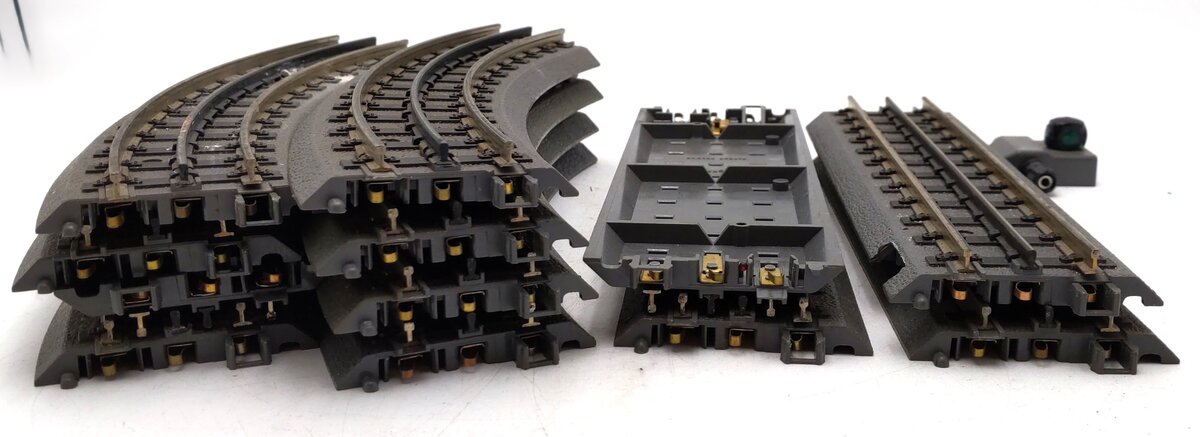 MTH O Assorted Curved & Straight Track Sections: 40-1002, 40-1001 [12] VG