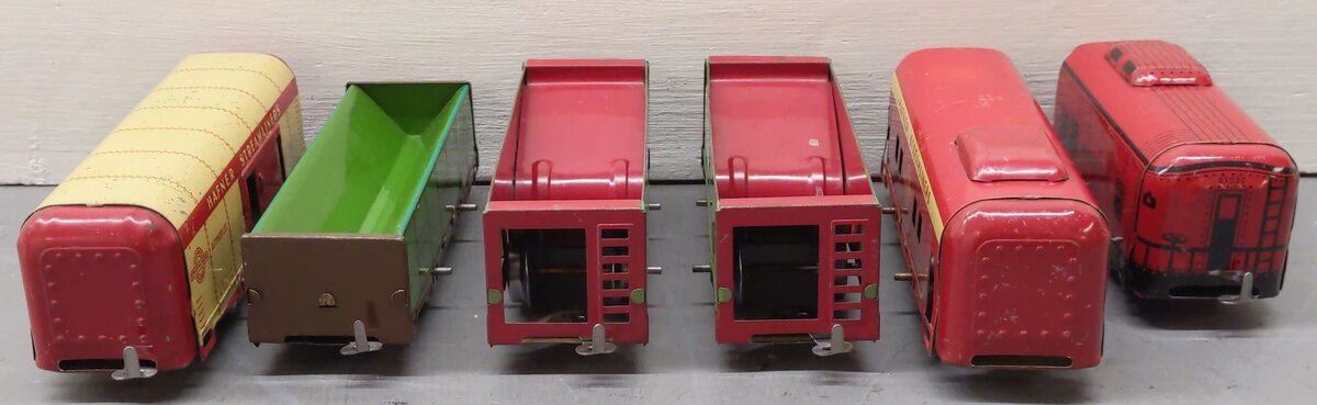 Hafner Prewar O Tinplate Freight Cars #91876,81932,13789,13788,13788, & 3057 [6] VG