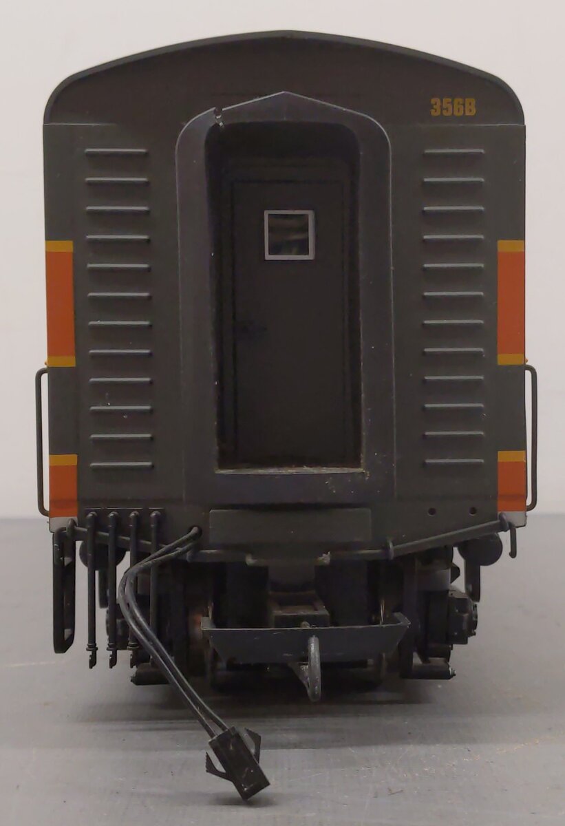 USA Trains R22262 Great Northern F-3 AB Unit Powered Diesel Locomotive #356B VG