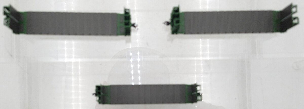 Athearn 24300 N Burlington Northern 53' Bulkhead Flat Car [3 Pack] LN/Box