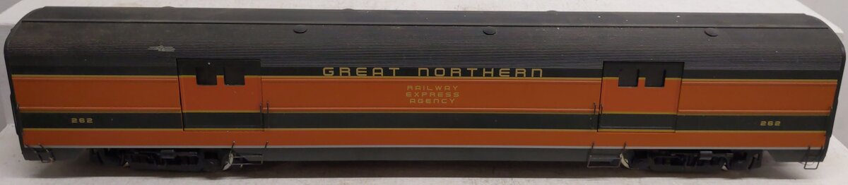 USA Trains 310602 G Great Northern "Empire Builder" Baggage Car - Metal Wheels VG