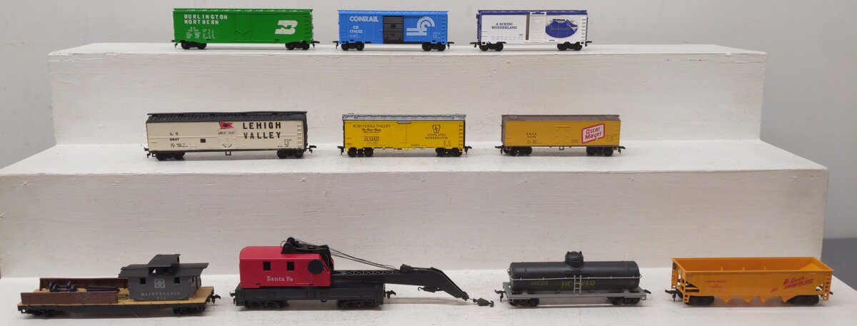 Assorted HO Freight Cars - #100024/171032/17777/932/518125/5376/12477/8247 [10] EX