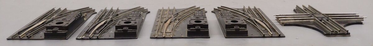 Lionel 1122 Vintage O-27 Remote Control Switches & 90 Degree Crossing [5] VG