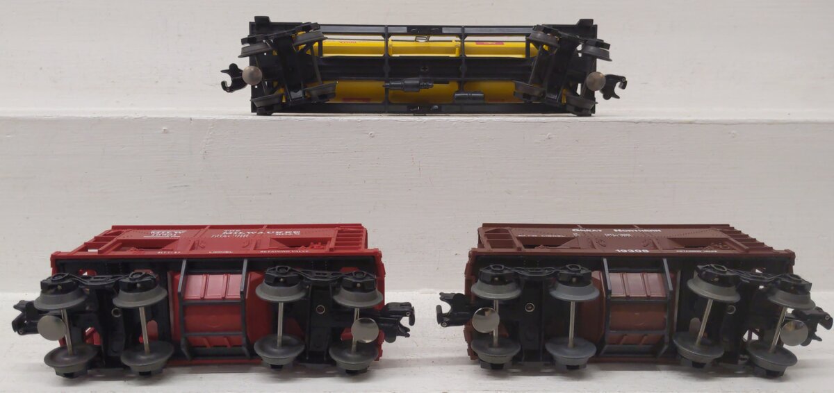 Lionel O Gauge Assorted Freight Cars: 9152, 19301, 19308 [3] VG