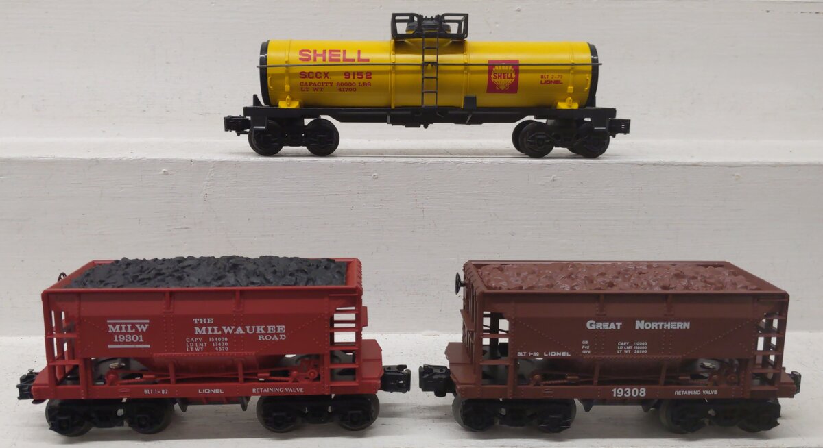 Lionel O Gauge Assorted Freight Cars: 9152, 19301, 19308 [3] VG